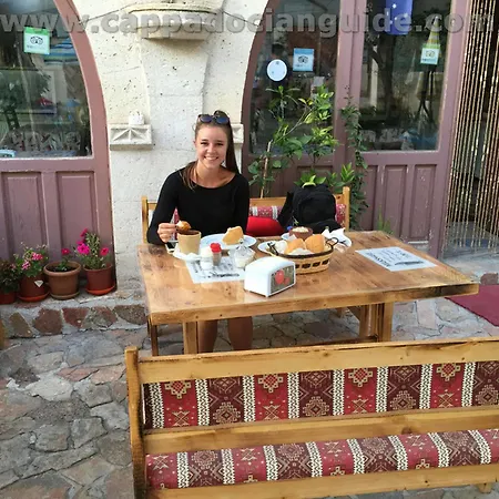 Elif Star Cave Невшехир