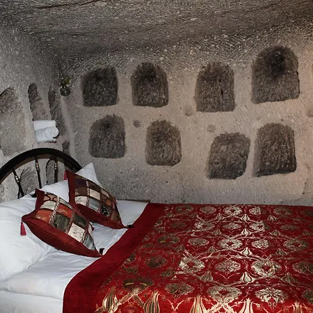 Elif Star Cave ネヴシェヒル